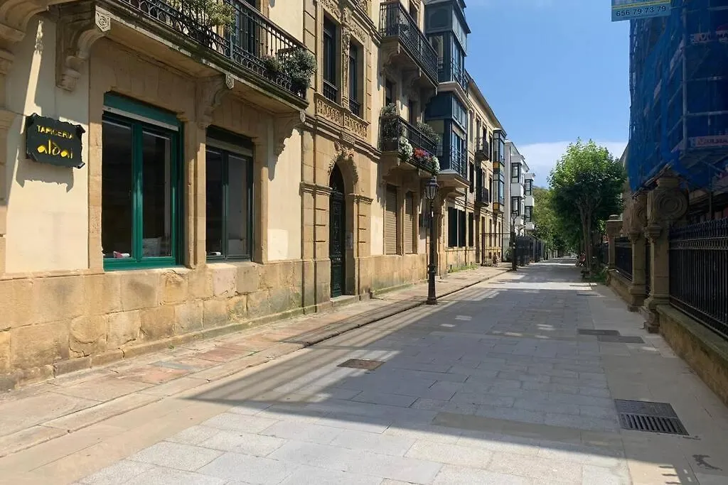 Basagoiti 1. A 10 Min Andando De La Playa Y 20 Min En Coche Del Guggenheim Apartment Getxo Spain